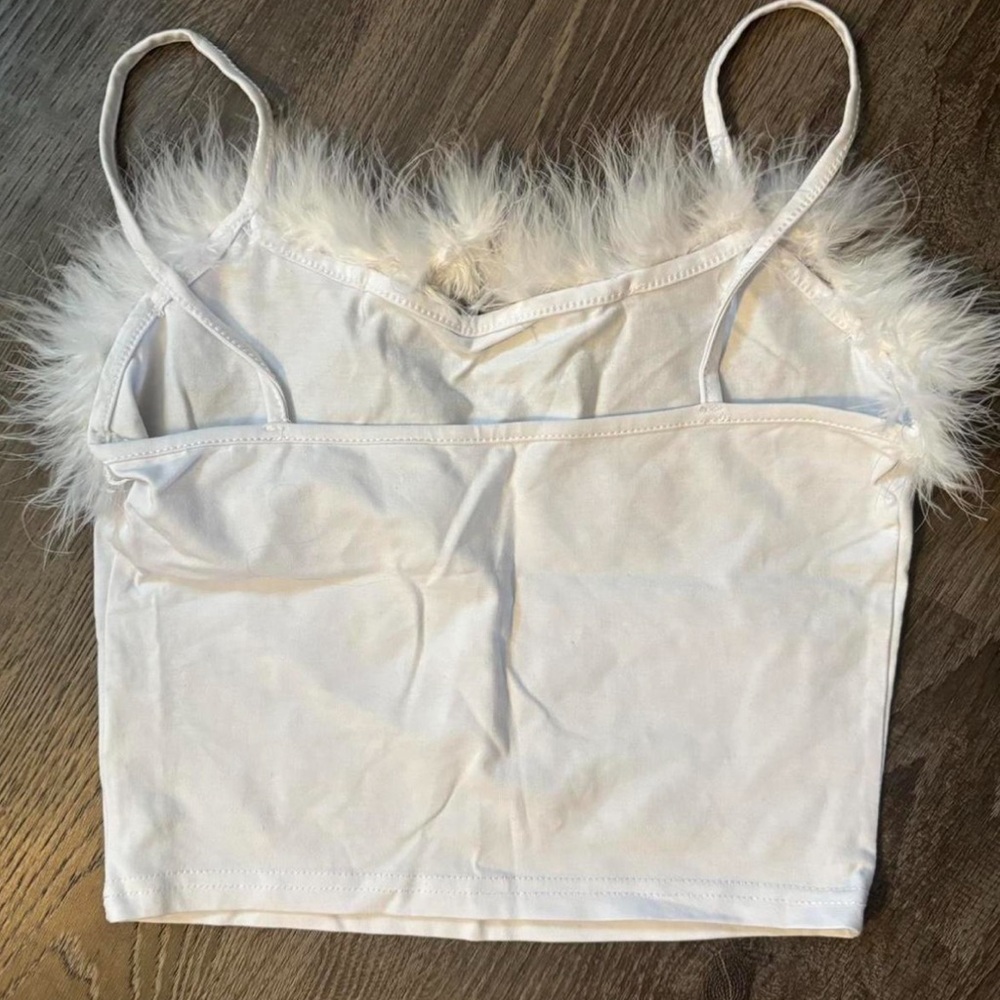 SHEIN WHITE TOP - Picture 2 of 2